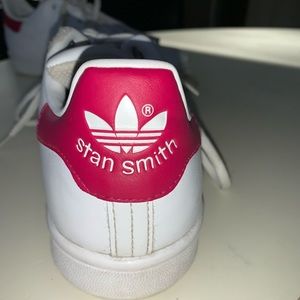 PINK ADIDAS “STAN SMITH”
